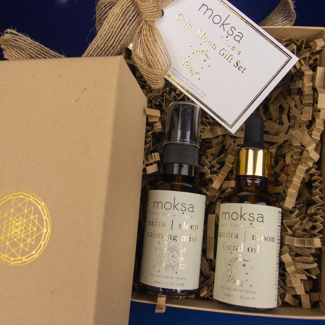Moksa Calm Moon gift set with two bottles and a label on a blue background